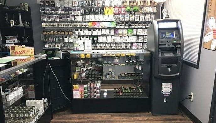 The Freedom Market - Ilwaco logo